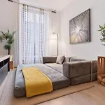 Bistro Walk Apartment