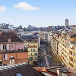 Bistro Walk Apartment