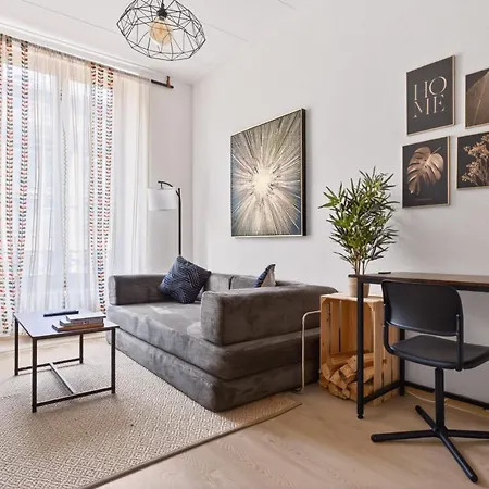 Bistro Walk Apartment